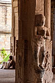 The great Chola temples of Tamil Nadu - The Sri Ranganatha Temple of Srirangam. The mandapa of the sculptures (eastern branch of the fourth courtyard) 